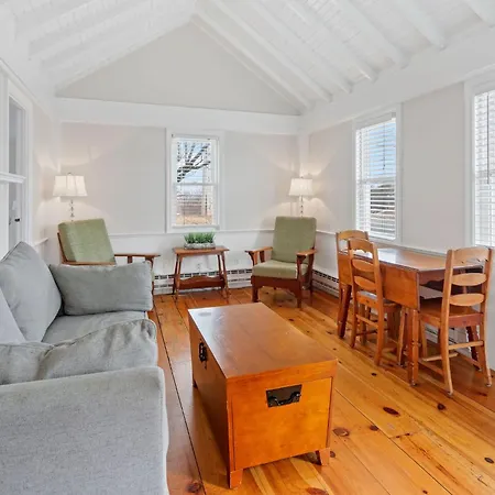 Pet Friendly Cape Cottage